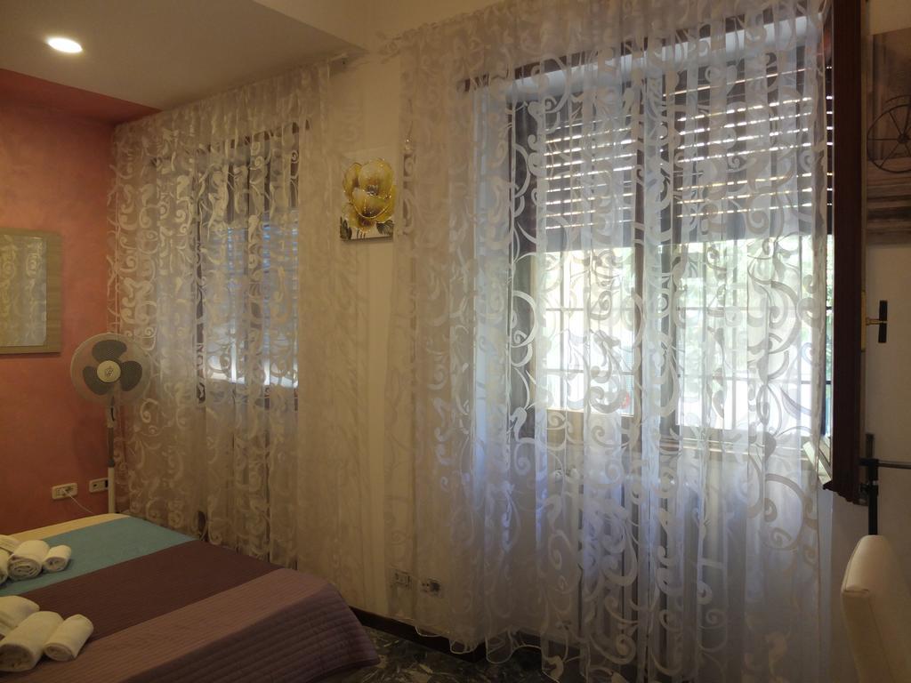 Maxim Rooms ローマ エクステリア 写真