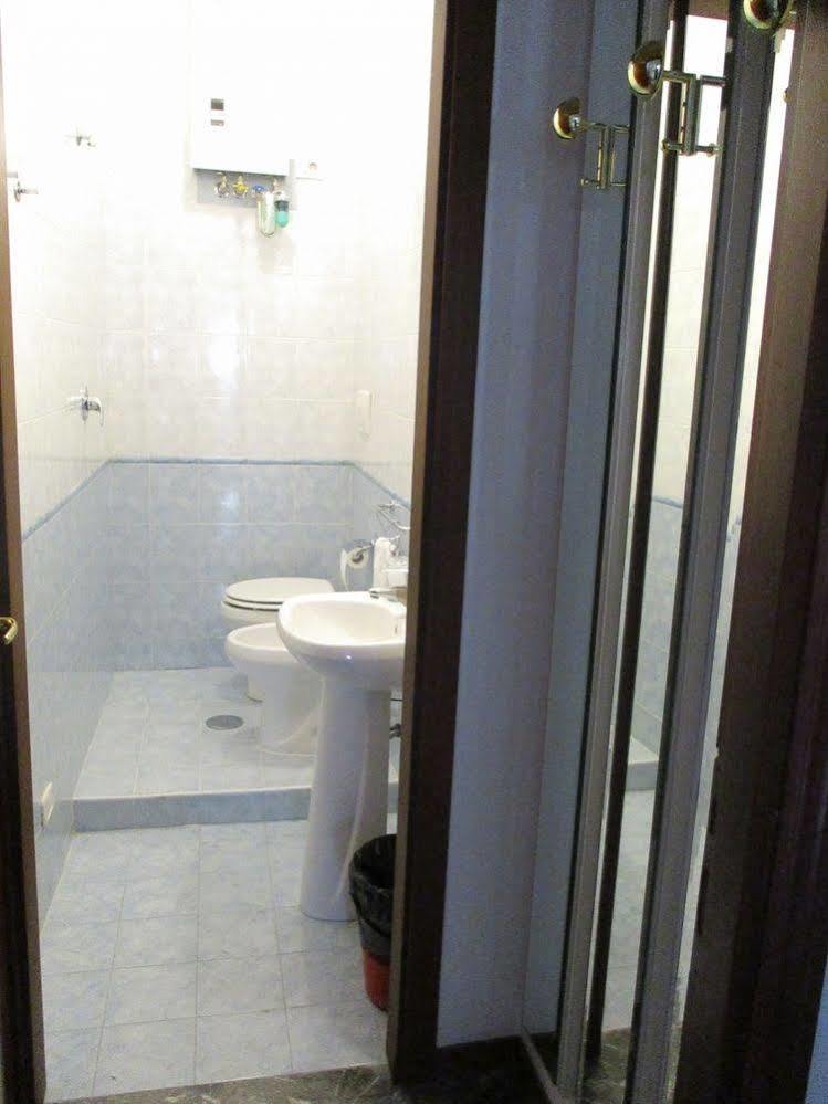 Maxim Rooms ローマ エクステリア 写真