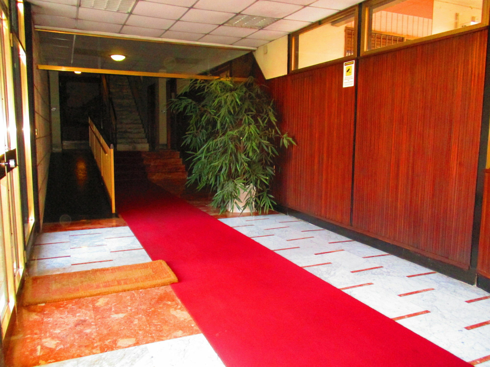 Maxim Rooms ローマ エクステリア 写真