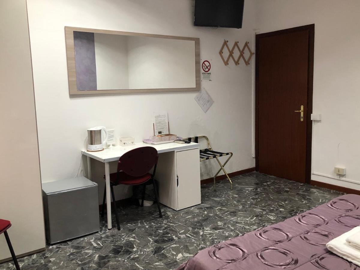 Maxim Rooms ローマ エクステリア 写真